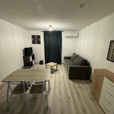 Studio Avec Terrasse Vue Sur Cousson 디뉴레뱅 외부 사진