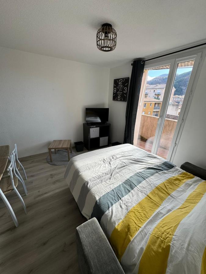 Studio Avec Terrasse Vue Sur Cousson 디뉴레뱅 외부 사진
